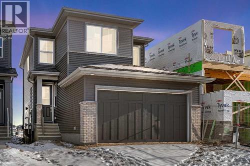 60 Creekstone Grove SW  Calgary, AB T2X 4X8
