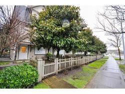 11 15871 85 AVENUE  Surrey, BC V4N 0Y9