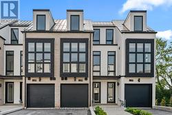 5 - 138 EAST STREET  Oakville (Br Bronte), ON L6L 0H9