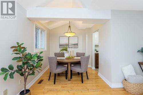 51 Lynden Circle, Halton Hills, ON - Indoor Photo Showing Dining Room