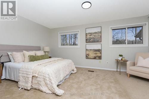 51 Lynden Circle, Halton Hills, ON - Indoor Photo Showing Bedroom