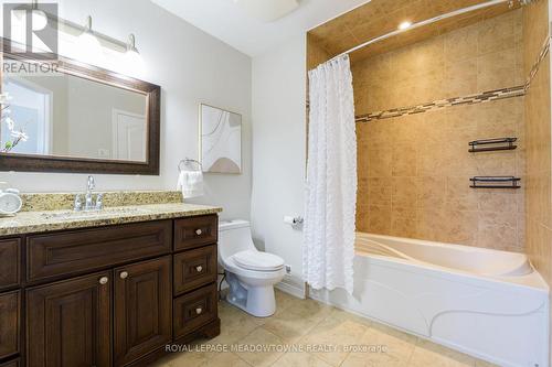 51 Lynden Circle, Halton Hills, ON - Indoor Photo Showing Bathroom