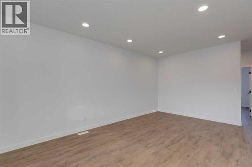 367 Fireside Drive, Cochrane, AB - Indoor Photo Showing Other Room