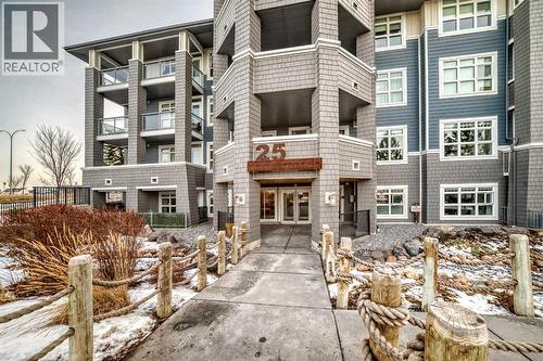409, 25 Auburn Meadows Avenue SE  Calgary, AB T3M 2L3
