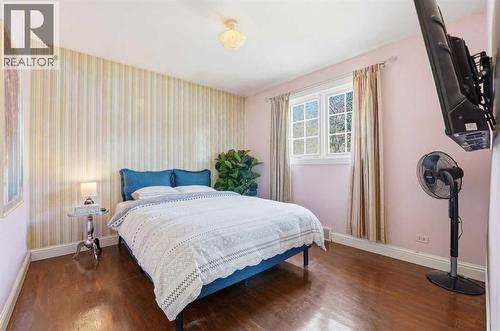 2314 Richmond Road Sw, Calgary, AB - Indoor Photo Showing Bedroom
