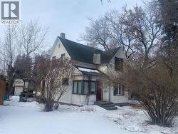 4826 47 Street  Camrose, AB T4V 1J6