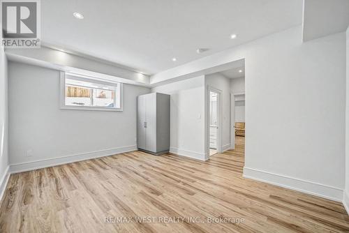 2267 Fifth Line W, Mississauga, ON - Indoor Photo Showing Other Room