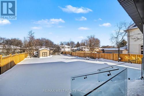 2267 Fifth Line W, Mississauga, ON - Outdoor