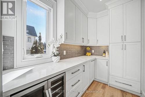 2267 Fifth Line W, Mississauga, ON - Indoor