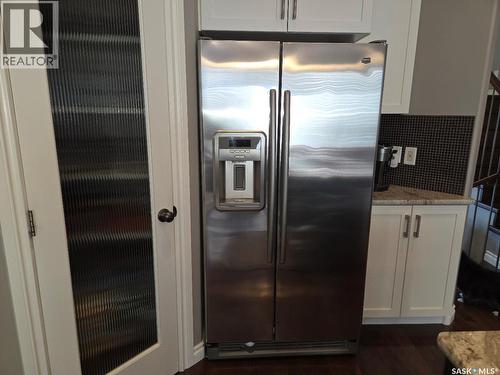 1530 Patrick Place, Saskatoon, SK - Indoor Photo Showing Kitchen