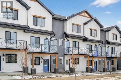 56 Creekside Drive SW  Calgary, AB T2X 6E2