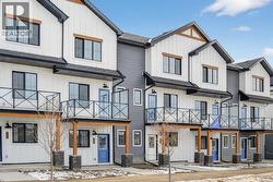 56 Creekside Drive SW  Calgary, AB T2X 6E2