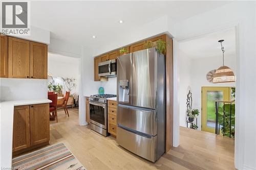 348 Sydenham Road, Dundas, ON - Indoor Photo Showing Kitchen