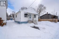 86 PRICE STREET  London East (East M), ON N5Z 2J3