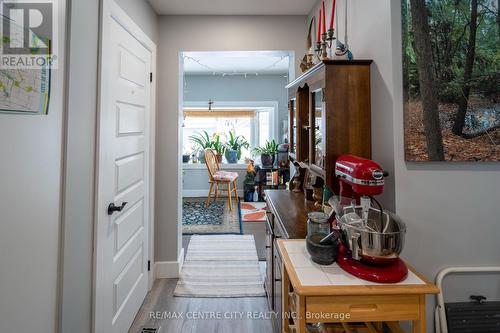86 Price Street, London East (East M), ON - Indoor Photo Showing Other Room