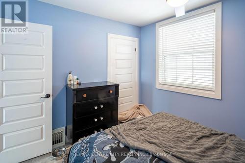86 Price Street, London East (East M), ON - Indoor Photo Showing Bedroom