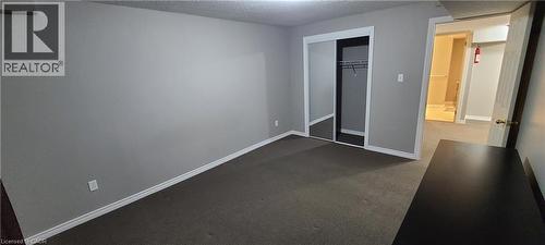 77 Thames Way, Hamilton, ON - Indoor Photo Showing Other Room