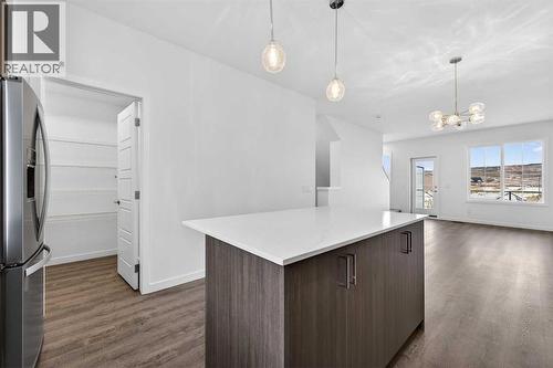Kitchen - 64 Creekside Drive Sw, Calgary, AB - Indoor Photo Showing Kitchen