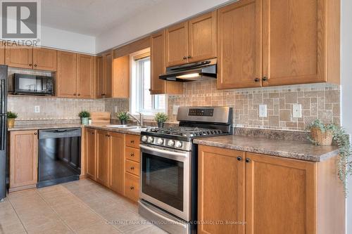 38 Heatherwood Place, Kitchener, ON - Indoor Photo Showing Kitchen
