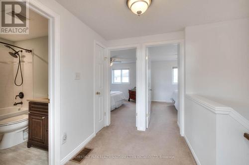 38 Heatherwood Place, Kitchener, ON - Indoor Photo Showing Bathroom