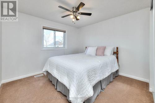 38 Heatherwood Place, Kitchener, ON - Indoor Photo Showing Bedroom