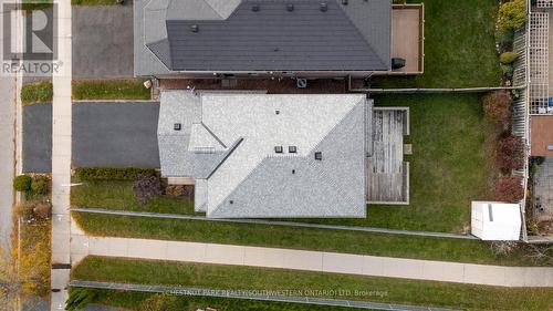 38 Heatherwood Place, Kitchener, ON - Outdoor