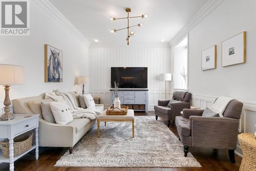 320 Whitmore Drive, Waterloo, ON - Indoor Photo Showing Living Room