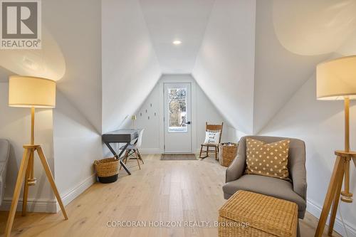 320 Whitmore Drive, Waterloo, ON - Indoor Photo Showing Other Room