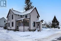 292 WILLIAM STREET N  Gananoque, ON K7G 1S5