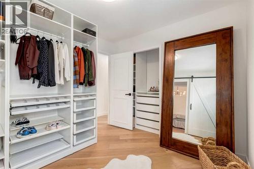 113 Straddock Terrace Sw, Calgary, AB - Indoor Photo Showing Other Room