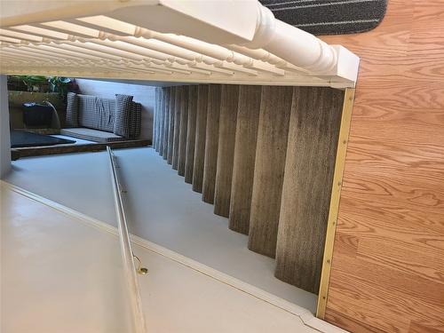 107-335 33 Highway, Kelowna, BC - Indoor Photo Showing Other Room