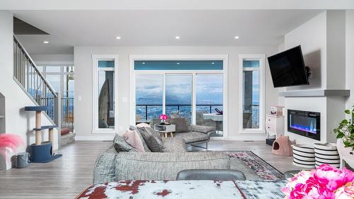 5119 Turtle Pond Place, Vernon, BC - Indoor Photo Showing Living Room With Fireplace