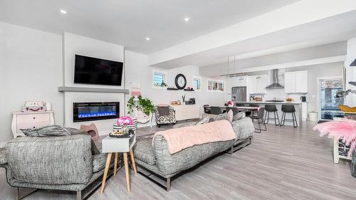 5119 Turtle Pond Place, Vernon, BC - Outdoor