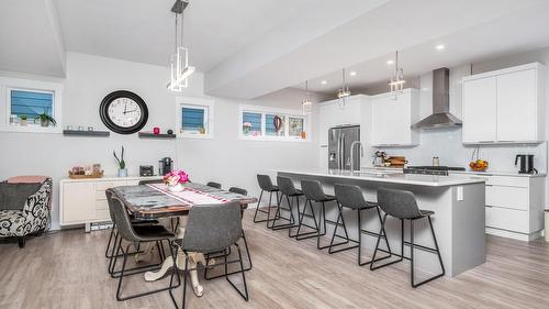 5119 Turtle Pond Place, Vernon, BC - Indoor Photo Showing Kitchen