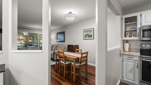 205-200 Hollywood Road, Kelowna, BC - Indoor