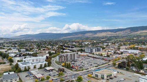 205-200 Hollywood Road, Kelowna, BC - Outdoor With View