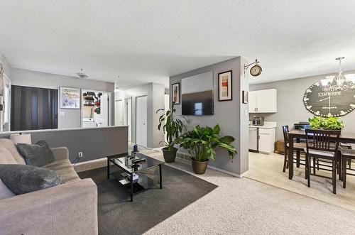 204 Fairview Avenue, Kamloops, BC - Indoor