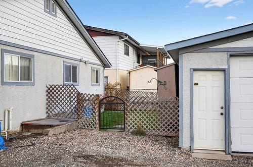 204 Fairview Avenue, Kamloops, BC - Outdoor With Deck Patio Veranda With Exterior