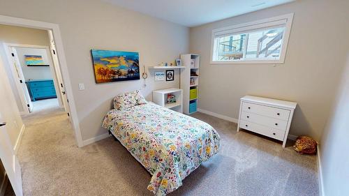 144 River Drive, Cranbrook, BC - Indoor Photo Showing Bedroom
