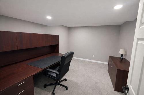 231 6Th Avenue, Creston, BC - Indoor Photo Showing Other Room