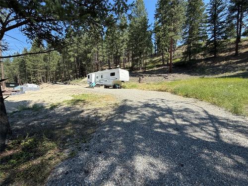 4925 Buck Crescent, Wasa, BC - Outdoor