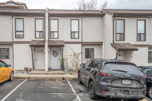 27-80 Green Avenue  Penticton, BC V2A 7P4