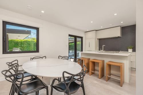 3403 20Th Street, Vernon, BC - Indoor Photo Showing Dining Room