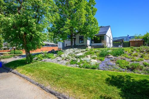 3403 20Th Street, Vernon, BC - Outdoor