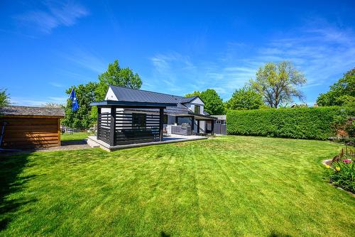 3403 20Th Street, Vernon, BC - Outdoor