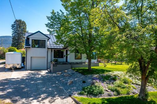 3403 20Th Street, Vernon, BC - Outdoor