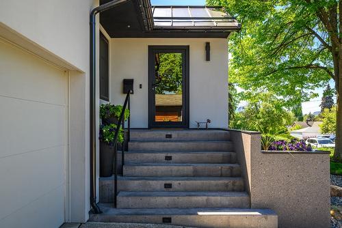 3403 20Th Street, Vernon, BC - Outdoor With Exterior