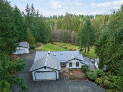 6540 Manhattan Way  Lantzville, BC V0R 2H0
