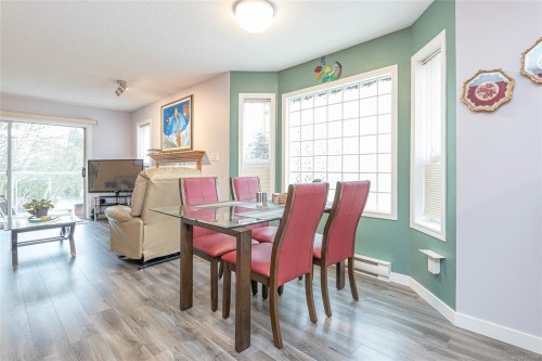 305B-3000 Oak St, Chemainus, BC - Indoor