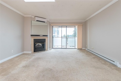 #402-435 Festubert St, Duncan, BC - Indoor With Fireplace